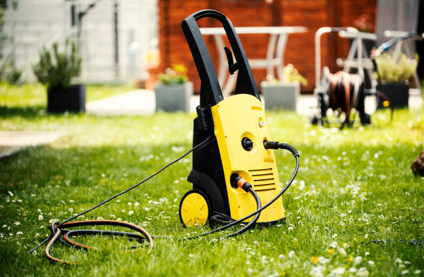 Best Animal Enclosure Cleaning  in Pontiac, IL
